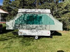 Vintage SPORTSCRAFT Tent Trailer - Photo 2