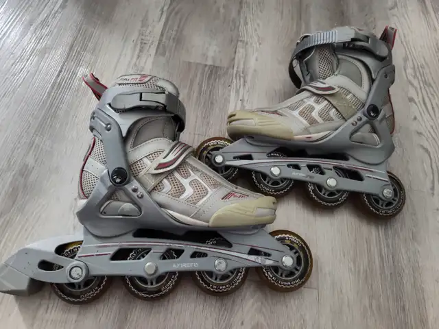 Rollerblades   protective kit / kids' size 4.5 or ladies' size 6