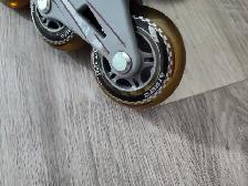 Rollerblades   protective kit / kids' size 4.5 or ladies' size 6 - Photo 3