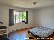 Large Furnished Bedroom in Côte-des-Neiges – $690 - Photo 4