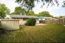 3Bed 2Bath House For Rent In River East - Photo 15