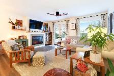 Fully Renovated 3 bed, 1 bath rancher with garage. - Photo 2