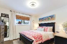 Fully Renovated 3 bed, 1 bath rancher with garage. - Photo 4