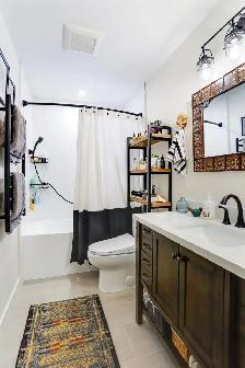 Fully Renovated 3 bed, 1 bath rancher with garage. - Photo 7