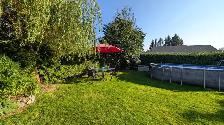Fully Renovated 3 bed, 1 bath rancher with garage. - Photo 9