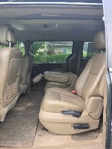 2011 town country van - Photo 5