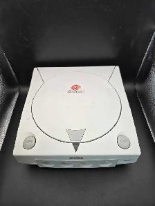 SEGA DREAMCAST CONSOLE W/ACC