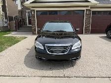 2014 Chrysler 200 - Photo 2