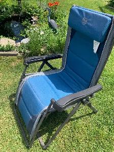 Timber Ridge lounge chair