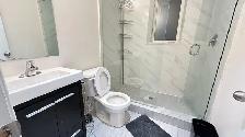 FURNISHED ROOM IN DOWNTOWN FOR GIRLS ONLY - Photo 8