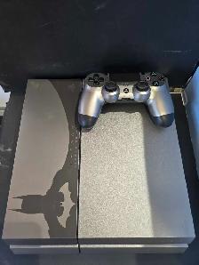 PS4 BATMAN SPECAIL EDITION CONSOLE 500GB W/ACC