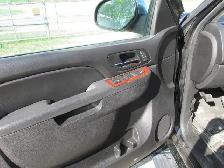 2014 Chevrolet Suburban LTZ - Photo 5