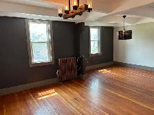 3Bed 1Bath Duplex Suite For Rent On Corydon - Photo 4