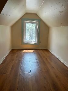 3Bed 1Bath Duplex Suite For Rent On Corydon - Photo 19