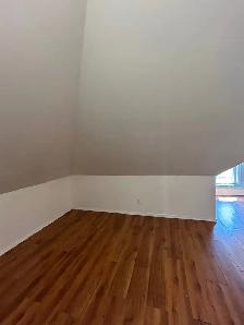 3Bed 1Bath Duplex Suite For Rent On Corydon - Photo 20