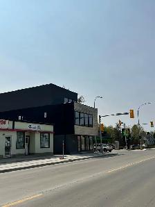 3Bed 1Bath Duplex Suite For Rent On Corydon - Photo 23