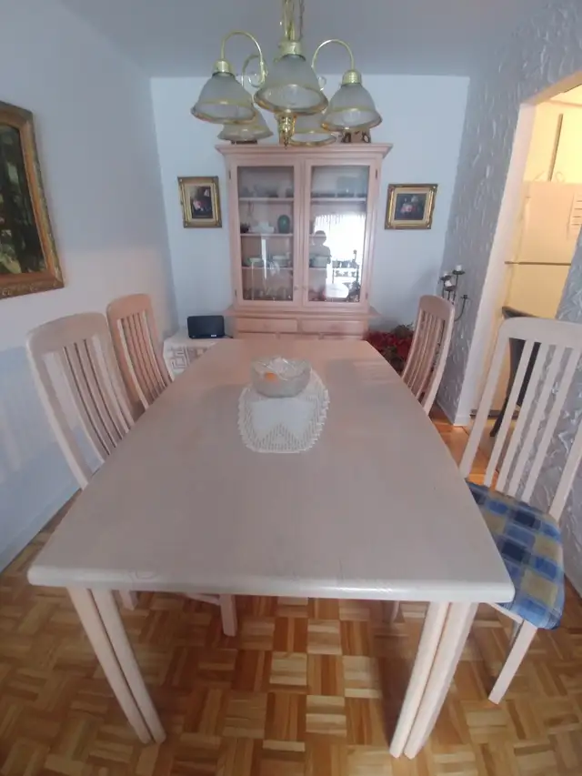 SET DE CUISINE TABLE CHAISE