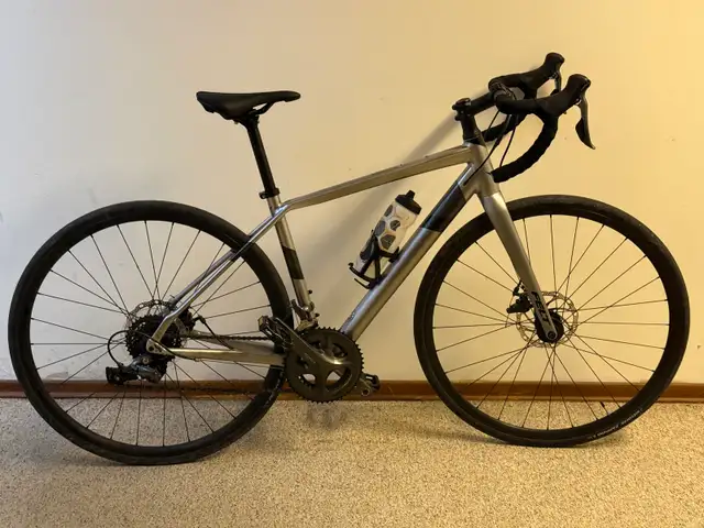 FELT VR60 ROAD BIKE