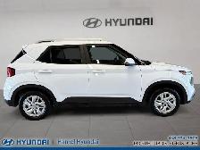 2022 Hyundai Venue PREFERRED - Photo 2
