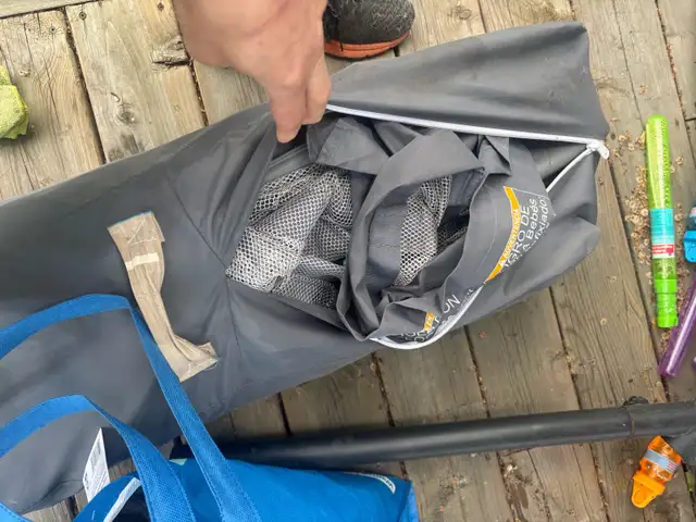Bassenet/carrier/baby items
