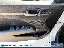 2018 Hyundai Elantra L MANUELLE - Photo 9