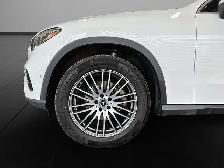 2025 Mercedes-Benz GLC300 4MATIC SUV Warranty until 2031 or 120, - Photo 17
