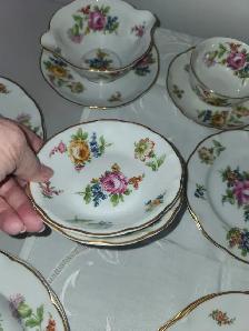 HAVILAND ROSEDALE VINTAGE CHINA - Photo 3