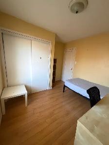 Room for rent at York University (Keele campus)