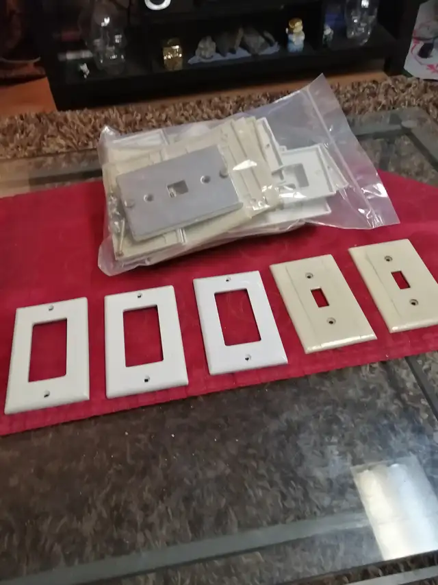 Light socket covers whole bag