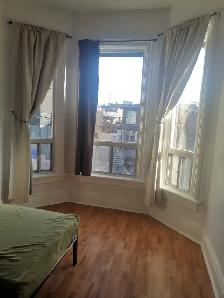 Room for Rent - Photo 2