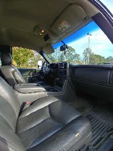 2003 Chevy Silverado 2500 - Photo 8