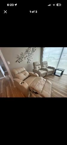 Leather theatre seating