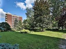TOUT INCLUS, MEUBLÉ, Grand condo 3et1/2 830p.ca à louer, 1748$, - Photo 2