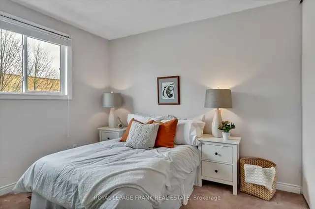 Large Apartment for Rent in Hamilton-separate kitchen, washroom