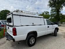 2006 Chevy Silverado 2500HD 6.0 GAS safetied - Photo 2