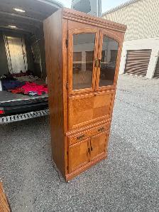 Free delivery used Oak Wood Display Cabinet with Glass Doors - Photo 6