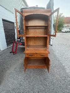 Free delivery used Oak Wood Display Cabinet with Glass Doors - Photo 9