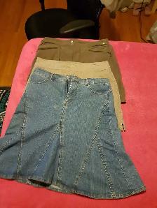Women's Gently Used Clothing - Photo 9