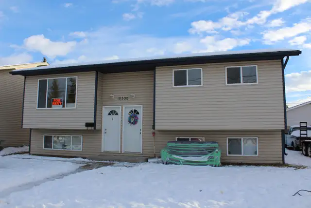 RENTAL  FORT SASK AVAIABLE NOW