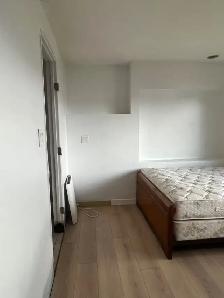 lake view rooms with private bathrooms, near bridge for rent - Photo 7