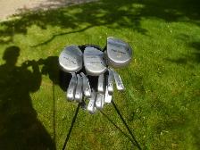 MEN'S RIGHT HAND 12 CLUBS PLUS BAG GOLF SET - Photo 3