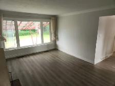 $2300/mon Stevenson/Rossland 3BDRM spacious For RENT. Clean, - Photo 4