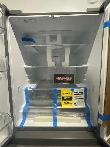 NEW 36" Whirlpool French Door Fridge (Interior Ice Maker) 31 CF - Photo 4