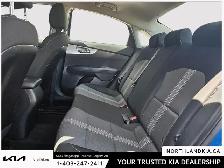 2023 Kia Forte LX - Photo 18