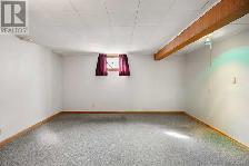 Spacious 2 Bedroom Basement Suite in Thorncliffe - Photo 4