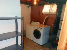 Spacious 2 Bedroom Basement Suite in Thorncliffe - Photo 9