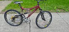 MOUNTAIN BIKE VELO MONTAINGE 21 SPEED VITESSE