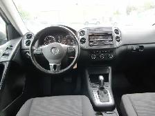 2014 Volkswagen Tiguan 4MOTION 4dr Auto Trendline turbocharged 2 - Photo 2