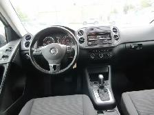 2014 Volkswagen Tiguan 4MOTION 4dr Auto Trendline turbocharged 2 - Photo 16
