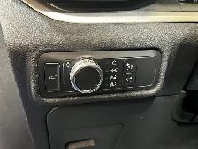 2022 Ford Explorer - Photo 12